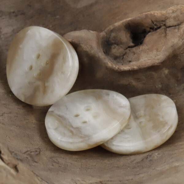 Irregular Light Khaki Wood Grain 4-Hole Resin Buttons 20pcs - Lots of Buttons