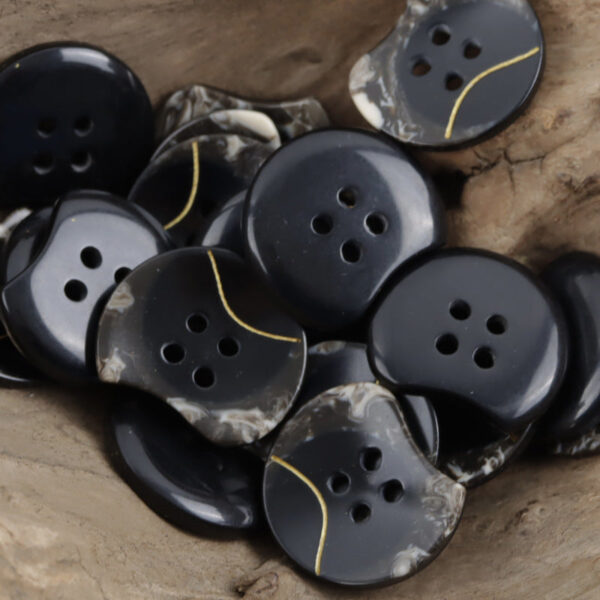 Unique Notched Black White Wavy Resin Buttons for Cardigans 30 Pack - Image 3