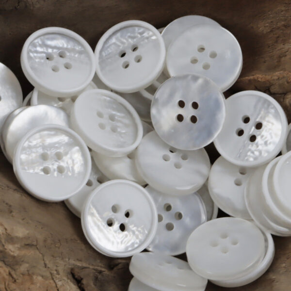 Gradient 4-Hole Resin Sewing Buttons for Gray Shirts Polo Dresses 30pcs - Image 2