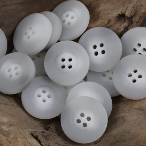 Classic Wide-Edged Resin Buttons Imitating Horn Pattern,50pcs