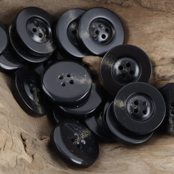 Classic Wide-Edged Resin Buttons Imitating Horn Pattern,50pcs