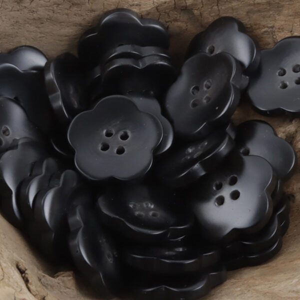 Cute Flower Amber Resin Buttons 20pcs