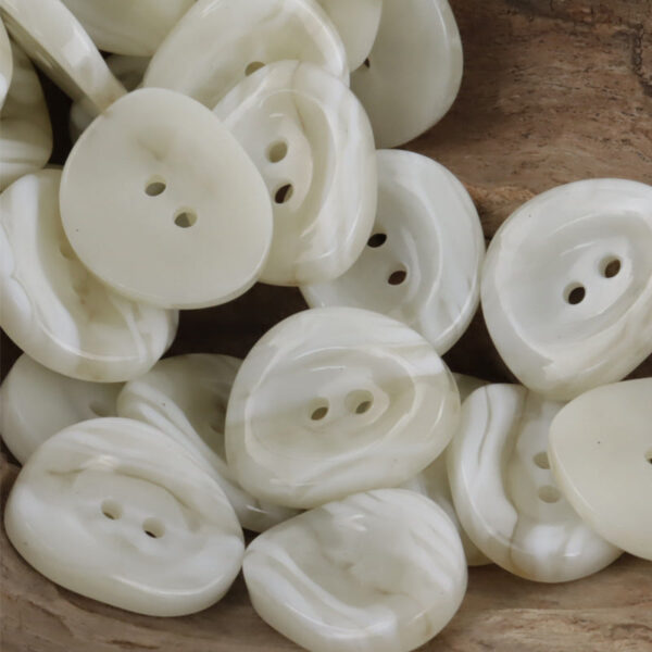 Irregular Triangular 2-Hole Resin Buttons for Knitted Hats 10pcs - Image 3