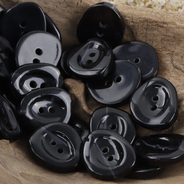 Irregular Triangular 2-Hole Resin Buttons for Knitted Hats 10pcs - Image 6