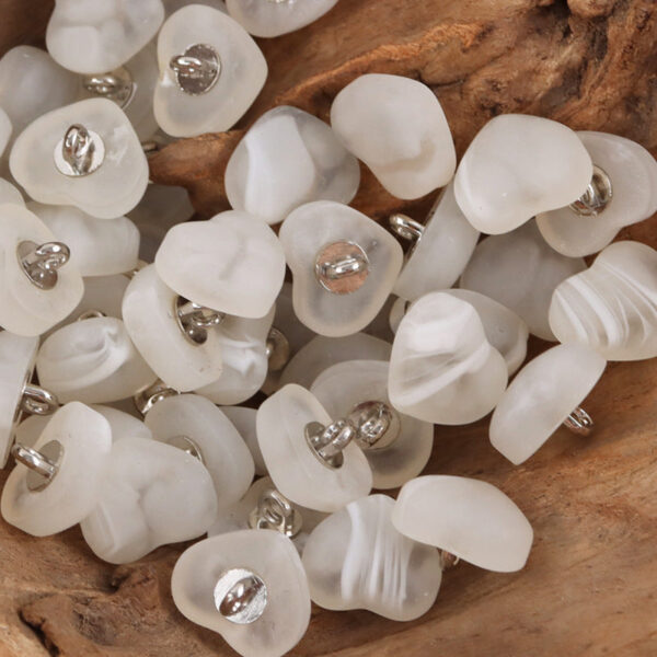 Amber-Colored Heart-Shaped Resin Buttons for Lingerie 20pcs - Image 4