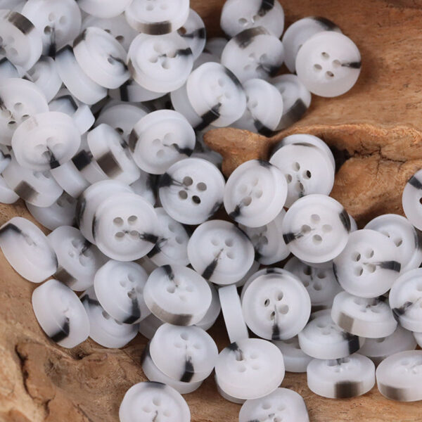 11.5MM Round 4 - Hole Black and White Resin Buttons,50pcs