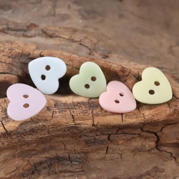 Children DIY Craft Cute Ceramic Heart Shaped Buttons 45 Pack