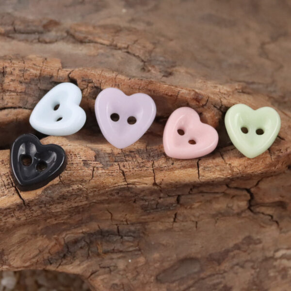 Children DIY Craft Cute Ceramic Heart Shaped Buttons 45 Pack