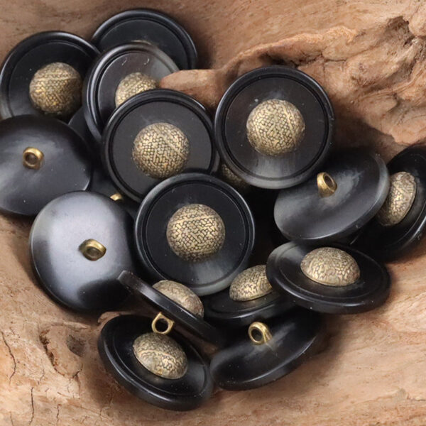 Cap-Shaped Resin Buttons with Metal Shanks for Cashmere Sweaters 10pcs - Image 8