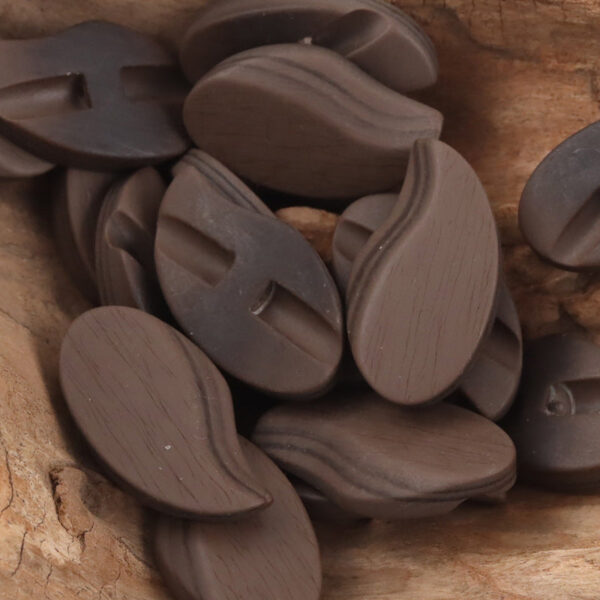 Comma-Shaped Matte Colored Resin Shank Buttons 10pcs - Image 5