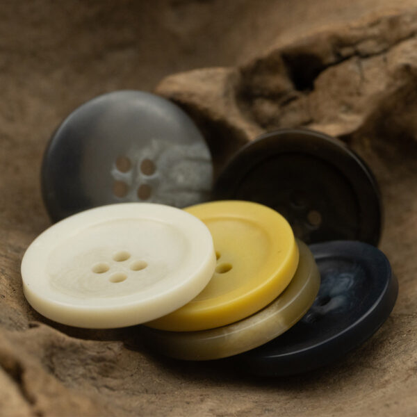 Wide-Edged Bowl-Shaped 4 Hole Urea Coat Buttons 10pcs