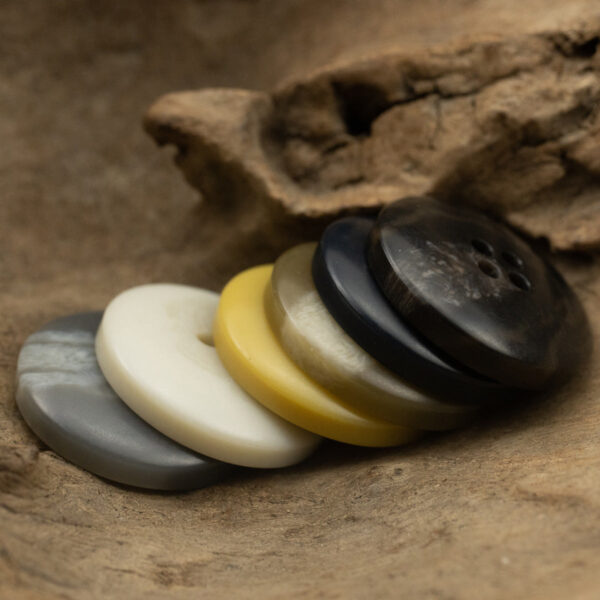 Wide-Edged Bowl-Shaped 4 Hole Urea Coat Buttons 10pcs