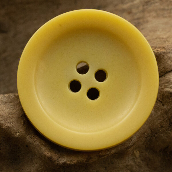 Wide-Edged Bowl-Shaped 4 Hole Urea Coat Buttons 10pcs