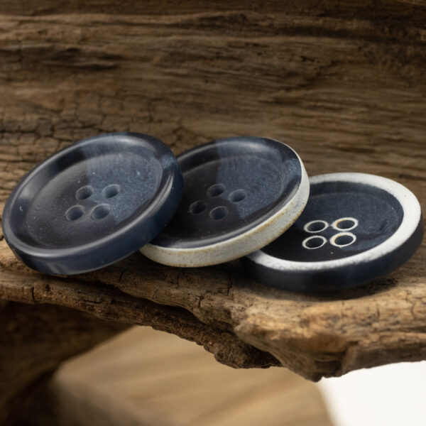 Retro Dark Blue Urea Buttons - Ideal for Classic-Looking Suits - 30pcs - Lots of Buttons