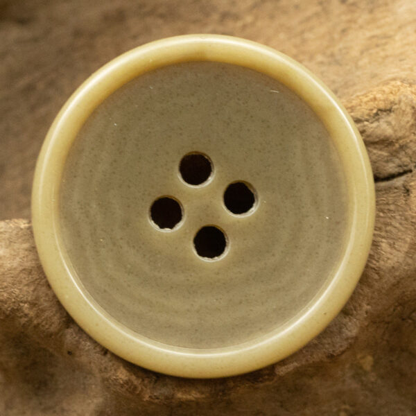 15-25mm Light Yellow Urea Buttons for Linen Casual Pants 30 Pack - Image 5