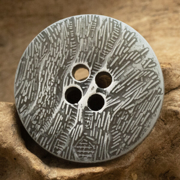 Flat Imitation Bark Distressed Wallpaper Texture Urea Buttons - 20pcs - Lots of Buttons