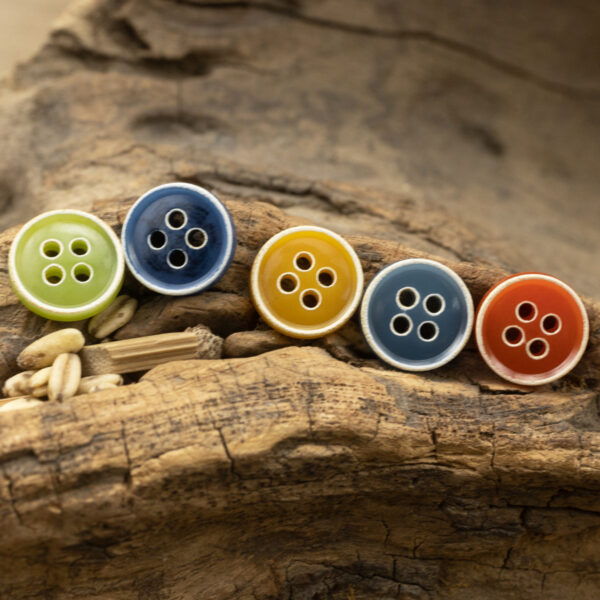 Retro Floral Shirt Urea Resin Buttons 150 Pack