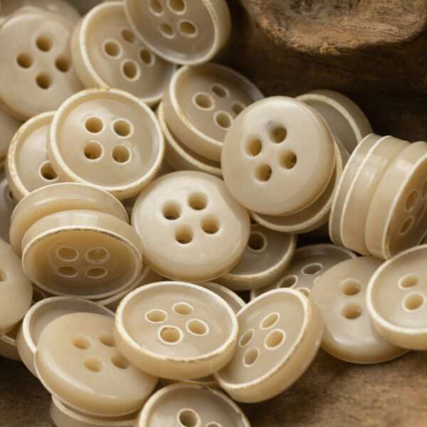 Retro Floral Shirt Urea Resin Buttons 150 Pack