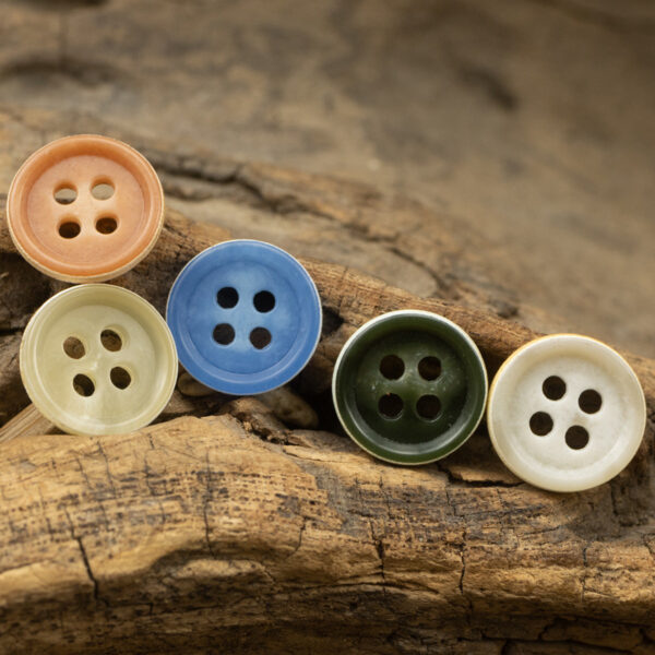 11.5mm 100-Piece Set of 20 Kinds of Candy-Colored Urea Buttons - Image 2