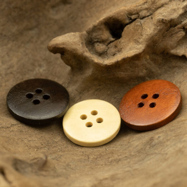 Premium Pear Wood Buttons with Red Lacquer Finish 100pcs
