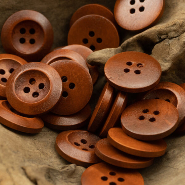 Premium Pear Wood Buttons with Red Lacquer Finish 100pcs