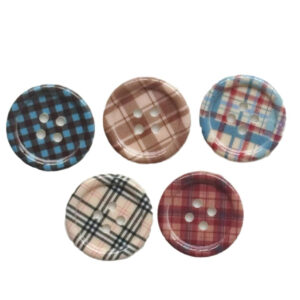 25MM Yada Style Pattern 4 Hole Resin Buttons 50 Pack