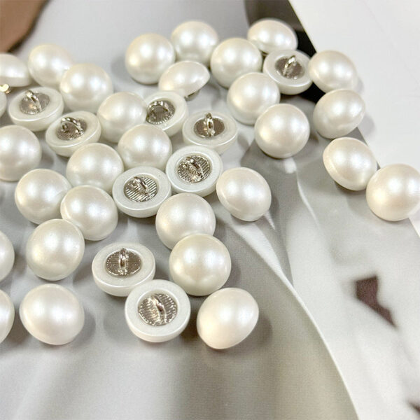11.5mm White Pearl Buttons with Metal Base Shank for Shirt Cuffs Collars 40pcs - Image 2