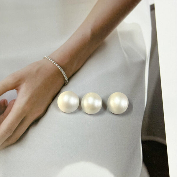 11.5mm White Pearl Buttons with Metal Base Shank for Shirt Cuffs Collars 40pcs - Image 4