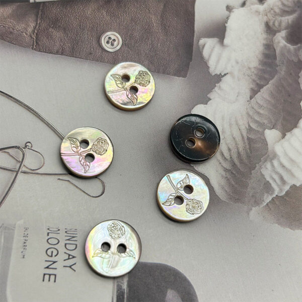 11.5mm Round Two-Hole Brown Rose-Patterned Shell Buttons for Shirts Knitwear 30pcs - Image 3