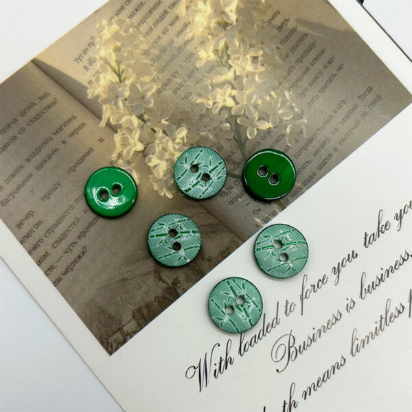 11.5mm Round 2 Hole Vintage Green Bamboo/Brown Big Tree Shell Buttons 30pcs - Image 3
