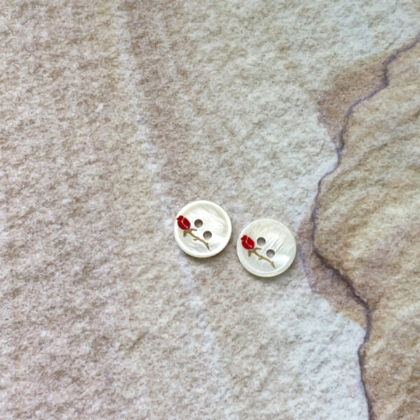 11.5mm 2-Hole Bowl-Shaped Shell Buttons Red Yellow Blue Rose Pattern 36 Pack - Image 4
