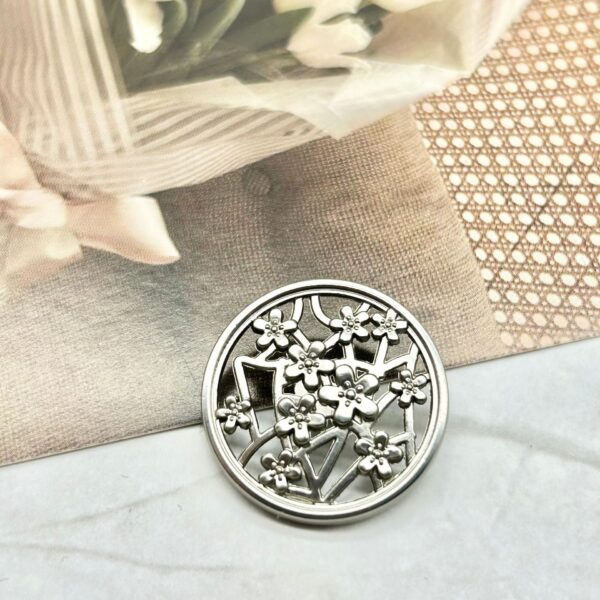 Metal Hollow Chinese Palace Style Plum Blossom Decorative Buttons 50pcs - Image 5