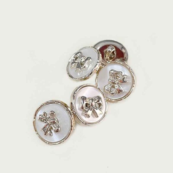 15-30mm Fashion Bow Round Plastic Buttons for Women's Apparel 40pcs