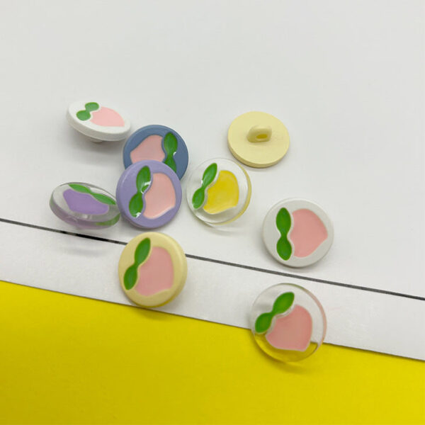 15/18mm Colorful Cartoon Peach Pattern Plastic Buttons with Shanks 70 Pack - Image 2
