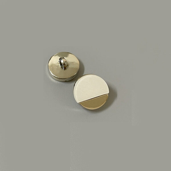 18/21.5/25mm Round Two-tone Gold and White Resin Sewing Buttons with Shanks 500pcs - Image 2