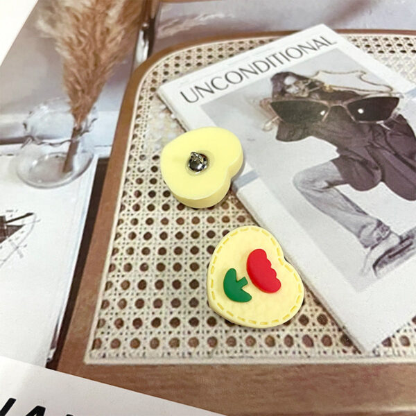 49pcs Children Colorful Cartoon Plastic Buttons Kuromi Strawberry Bear Cat Paw Sunflower - Image 3