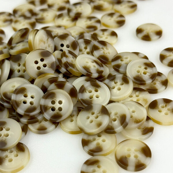 15/18mm Round Four-Hole Brown Patterned Resin Buttons for Cardigans Trousers 50pcs - Image 2