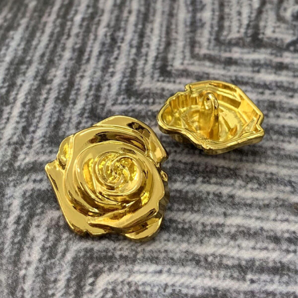 15/18/23mm 3D Vintage Flower Rose Hand Sewing Metal Buttons for Sweaters 50pcs - Image 5