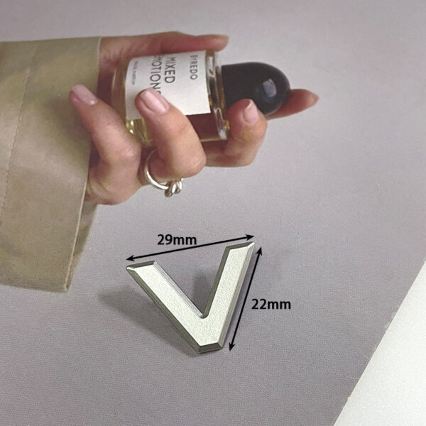 29mm Gold Silver Black Two-Pronged V-Shaped Metal Buttons for Leather Bags Shoes 100pcs - Image 6
