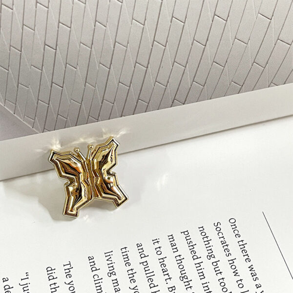23mm Gold Silver Butterfly Metal Sewing Buttons for Sweaters Outerwear 50pcs - Image 3