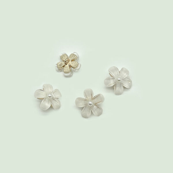 12/15/18mm Pearl Flower Transparent Metal Shank Buttons for Knit Sweater 12pcs - Image 2