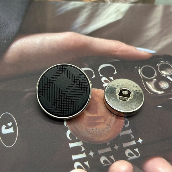 15/20mm Laser-Engraved Resin Twill Metal Buttons with Shanks 50pcs - Image 4