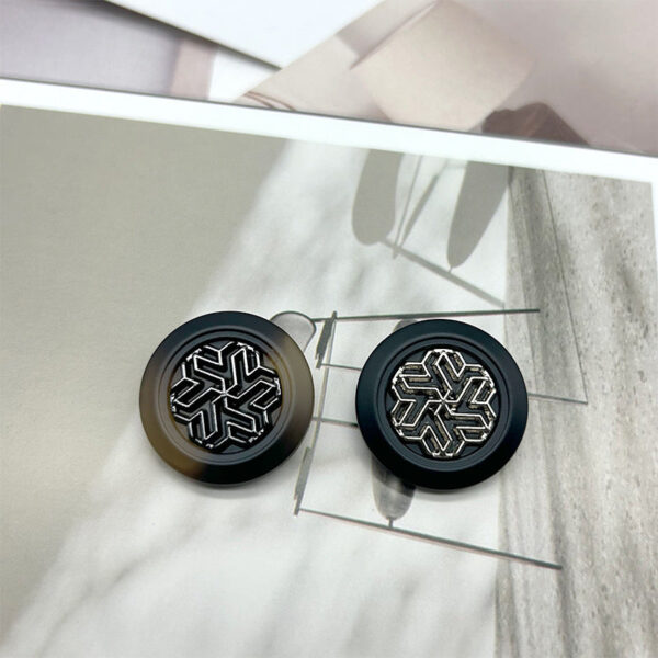 15/18/20/23mm Metal Resin Hand Sewing Buttons Snowflake Texture 50pcs - Image 2