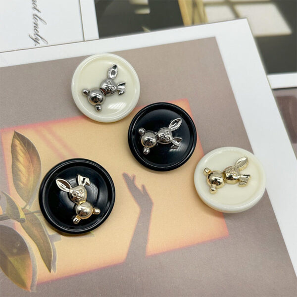 17.5/21mm Rabbit Round Metal Resin Alloy Dual-Tone Buttons 50pcs - Image 3