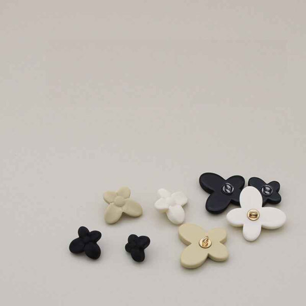 15/18/22/30mm Matte Black Beige Floral Resin Metal Shank Buttons 20pcs