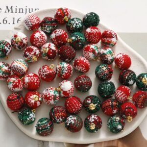 16mm Christmas Red and Green Plaid Cloth Hanging Balls 30pcs